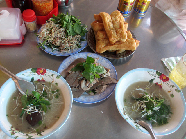 Cháo lòng Cái Tắc 2 Cháo lòng Cái Tắc 1