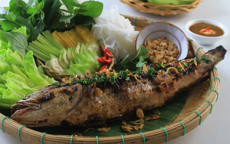 Cá lóc nướng trui 1