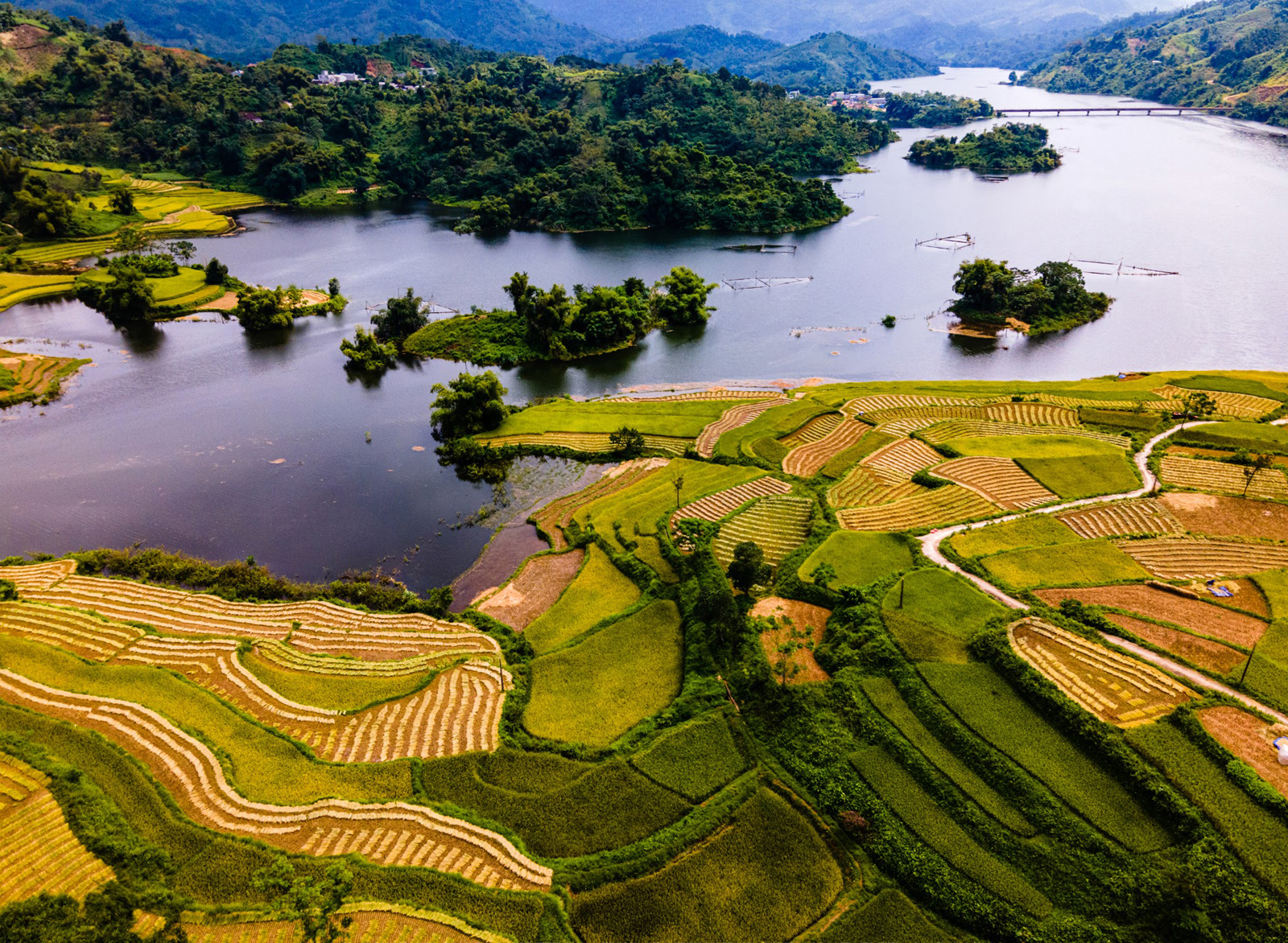 Khám Phá Khu Du Lịch Sinh Thái Na Hang - Lâm Bình: Hạ Long Giữa Đại Ngàn Tuyên Quang 1