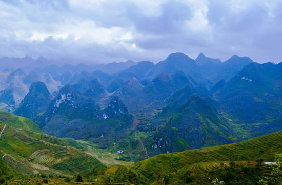 Cao Nguyên Đá Đồng Văn: Viên Ngọc Quý Của Tuyên Quang 19