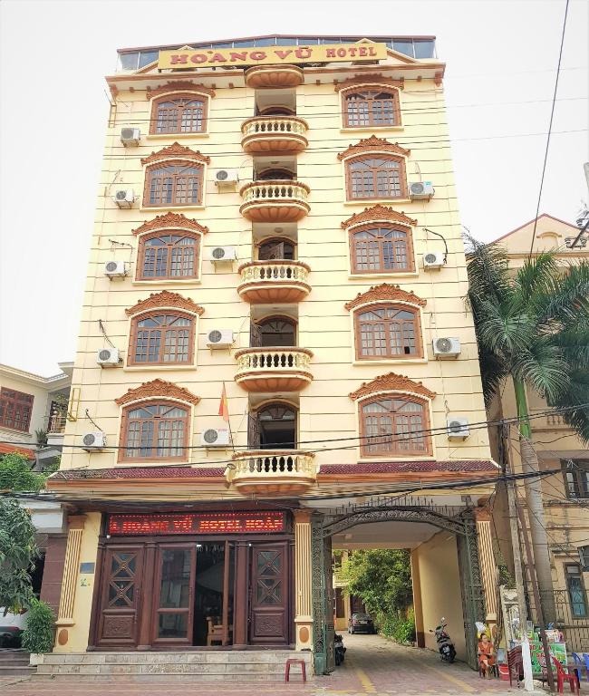 Khách sạn Hoa Biển (2–3 sao, bình dân)