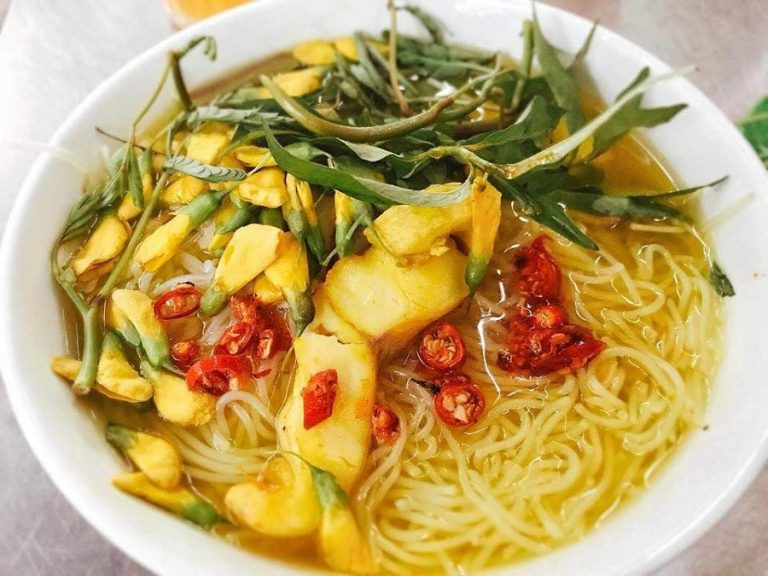 BÚN CÁ LONG XUYÊN – TINH HOA ẨM THỰC BÌNH DỊ CỦA MIỀN SÔNG NƯỚC AN GIANG MỚI