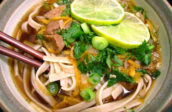 Phở Chua: Hương vị độc đáo của đường phố Tuyên Quang 13