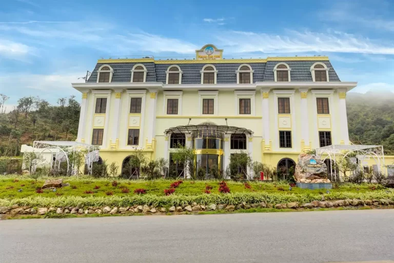 Heaven Gate Hotel Ô Quy Hồ – Khách sạn 4 sao với tầm nhìn tuyệt đẹp tại đỉnh đèo Ô Quy Hồ
