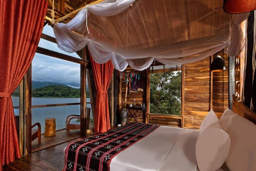 Lak Tented Camp 1