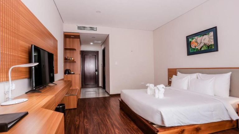 Elephants Hotel