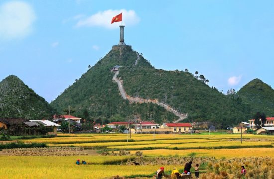 Tour trọn gói: Tuyên Quang Travel 18