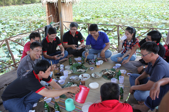 Hồng sen tửu – đặc sản quê hương Đồng Tháp 5