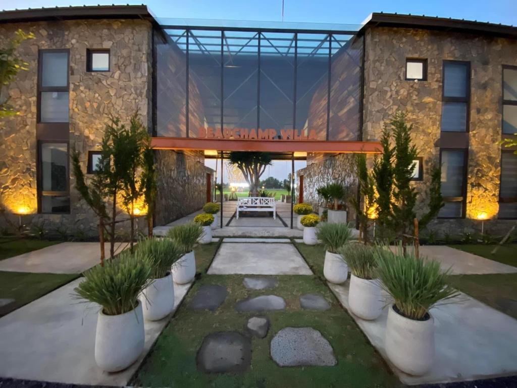 Trải nghiệm villa Tây Ninh 9