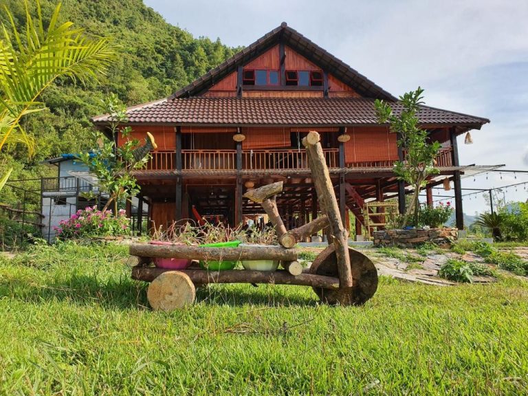 Nasan Green Farm Villa