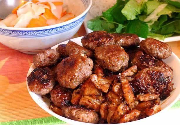 Bún chả bà Dung 7