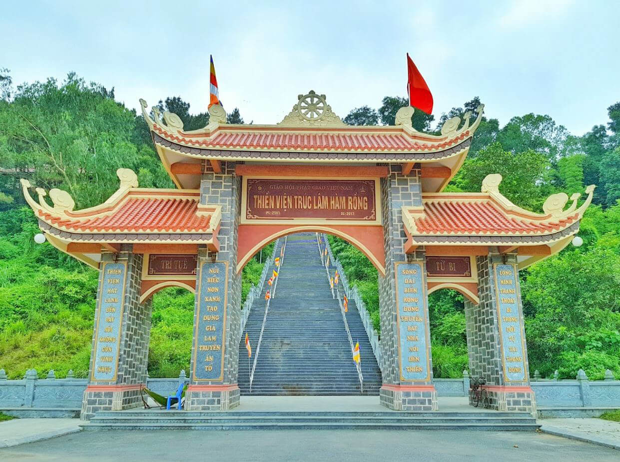 Khu di tích lịch sử văn hoá Hàm Rồng 9
