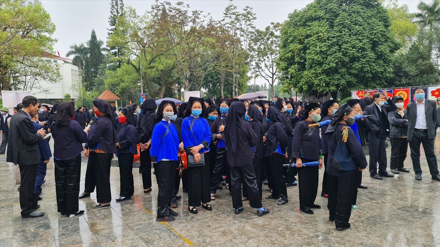 Sli mang tâm tình của người Nùng xứ Lạng: Trẩy hội Háng Pỉnh nghe hát sli  5