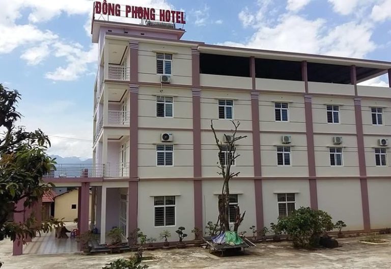 Khách sạn Đông Phong