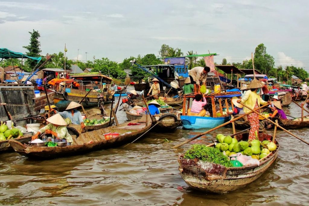 Độc đáo Chợ nổi Cái Bè Đồng Tháp bình dị và đặc sắc 17