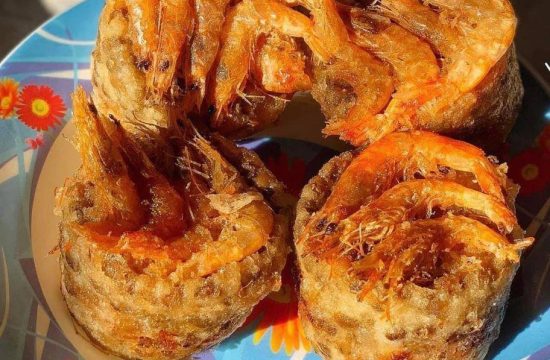 Bánh Cóng Cà Mau: Món Ăn Vặt Độc Lạ Giòn Xốp Ngon Miệng 21