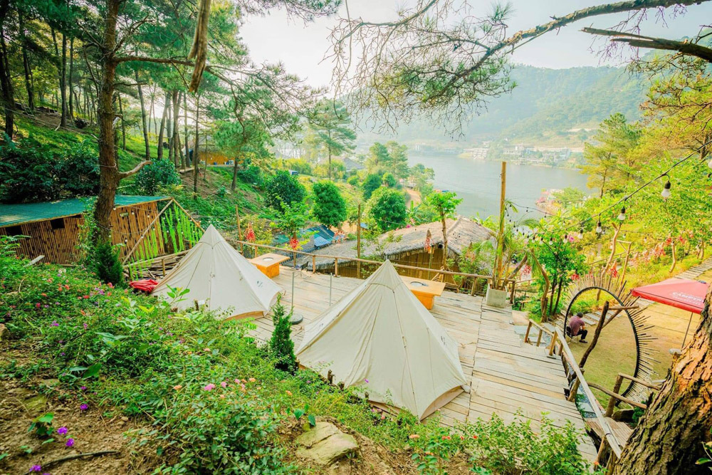Danh sách địa điểm Camping/Glamping còn hoạt động tại Hà Nội năm 2025 9 Boar Glamping