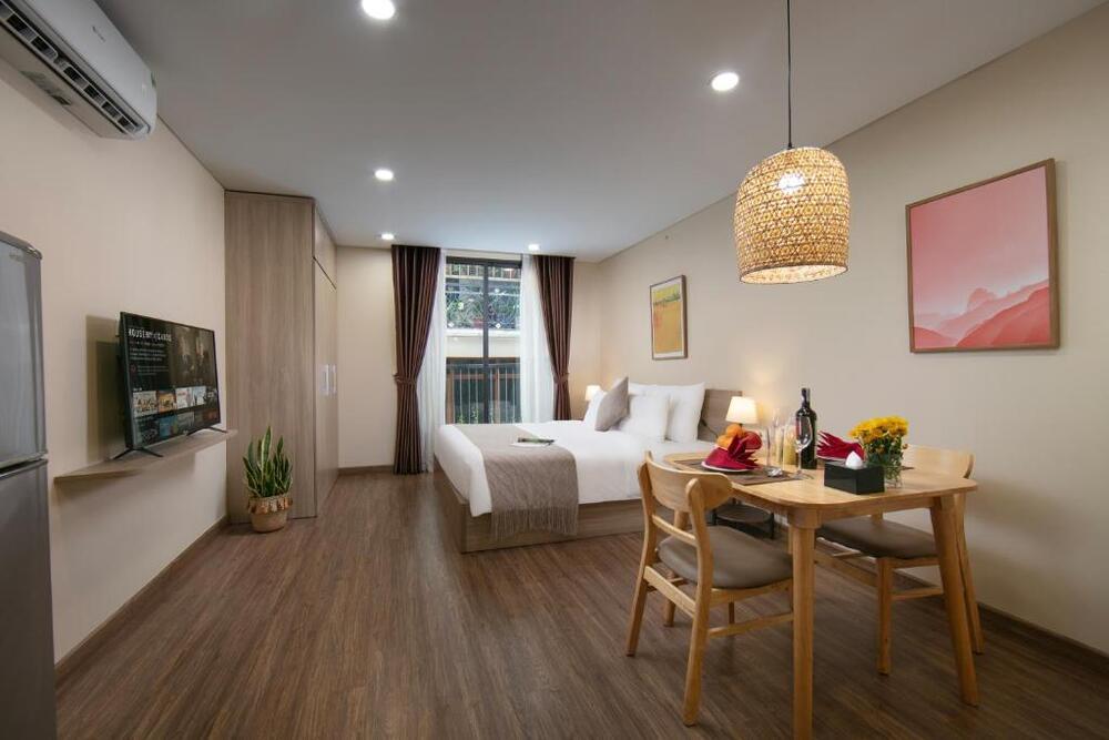 Danh sách 15 căn hộ dịch vụ (Serviced Apartments) tại Hà Nội năm 2025 12 HB Serviced Apartment - Lạc Long Quân