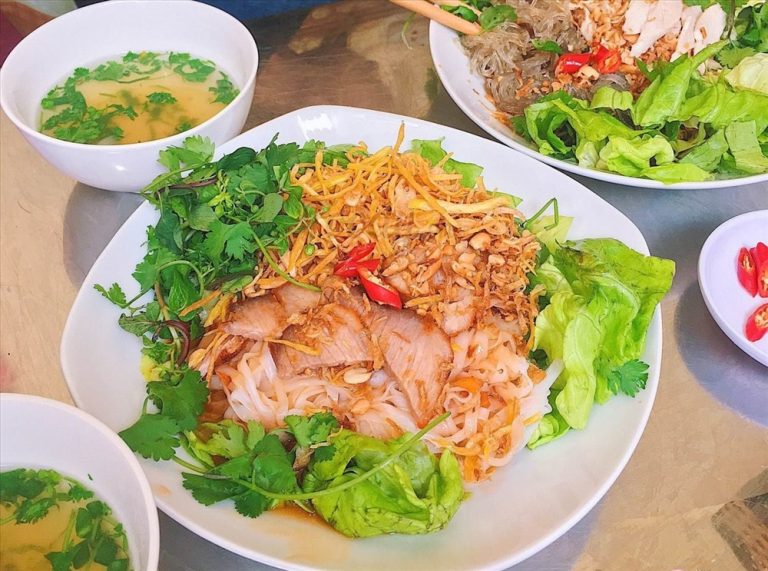 Độc đáo phở Lạng Sơn đủ vị chua cay mặn ngọt ngon nức tiếng