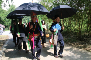 Nghi lễ gội đầu của người Thái trắng 1