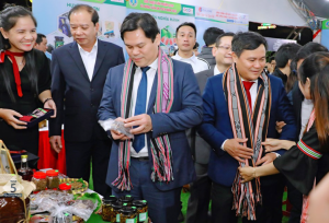 Thổ cẩm Làng Teng - Di sản văn hóa quan trọng của Quảng Ngãi 9
