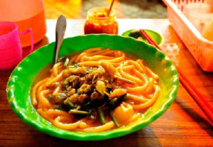 Bún đỏ cao nguyên: Đặc sản nổi tiếng lừng danh đất Kon Tum (Quảng Ngãi) 1
