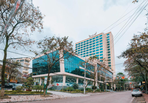 KHÁCH SẠN MƯỜNG THANH LÀO CAI (Muong Thanh Grand Lao Cai Hotel )