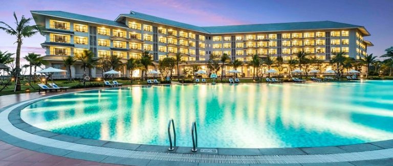 Khách sạn Meliá Vinpearl Cua Hoi Beach Resort