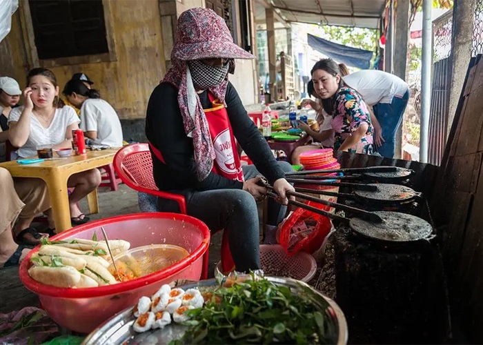 Bánh ép Huế - Hương vị cố đô khiến thực khách xiêu lòng 7