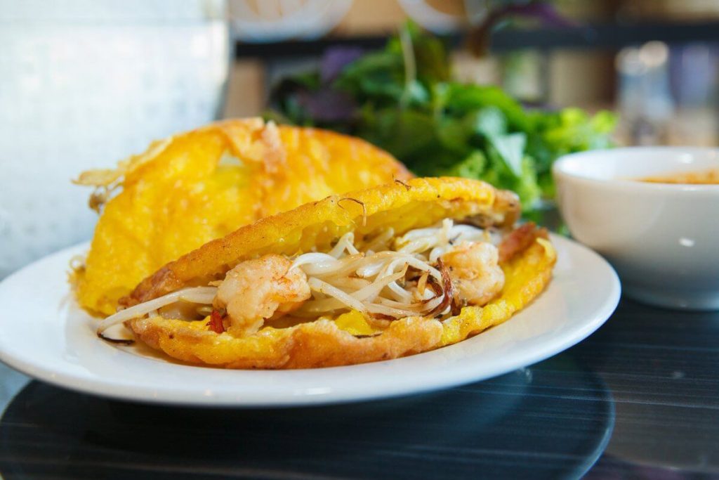 Bánh khoái - Xiêu lòng trước món ngon đặc trưng hương vị xứ Huế 9