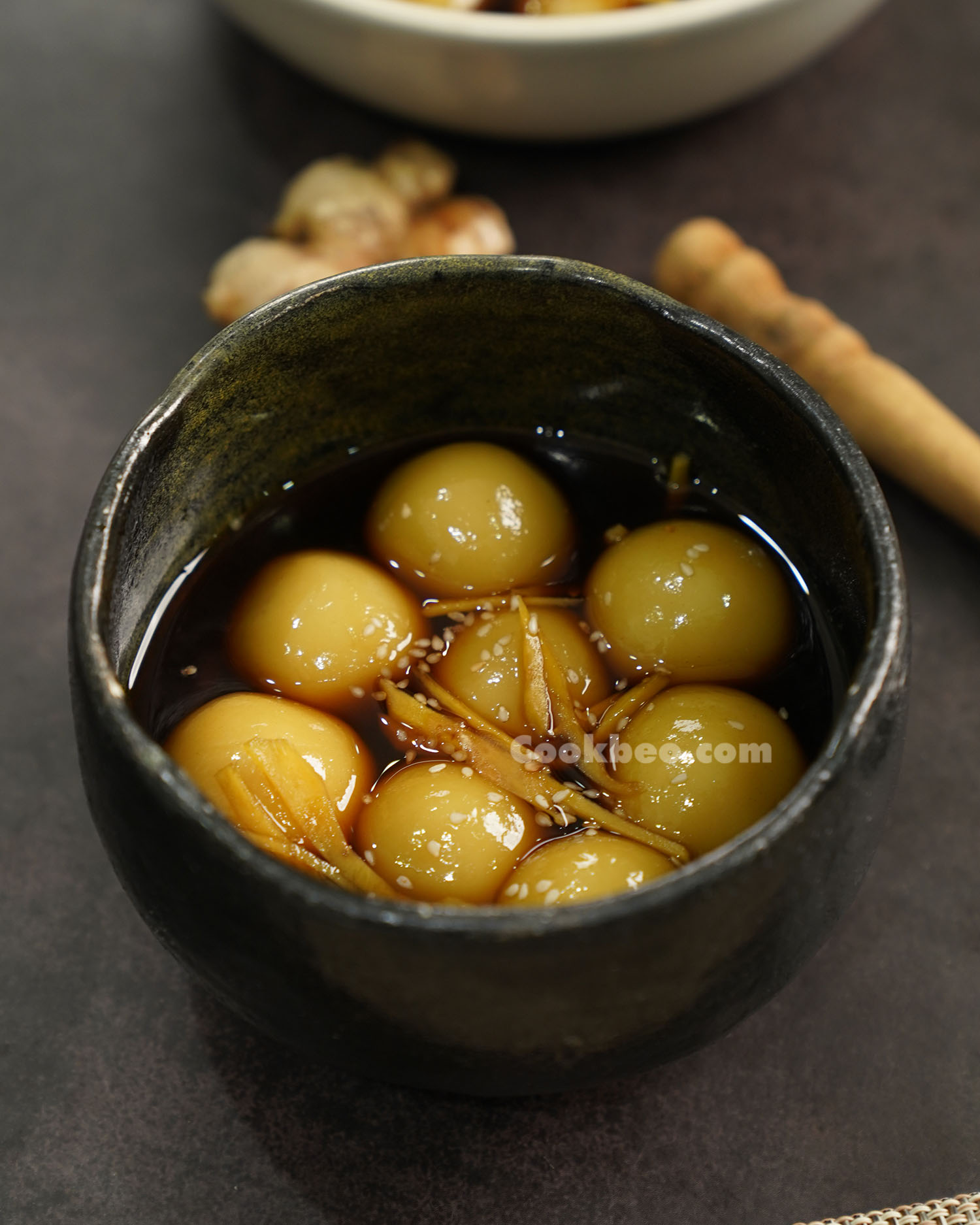 Hồn quê trong chén bánh: Bánh ngào Hà Tĩnh 1
