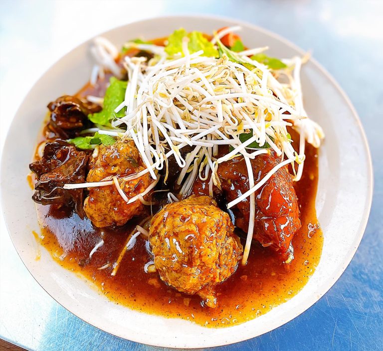 Bánh Tằm Cay Cà Mau – Món Ăn Đặc Sản Độc Đáo