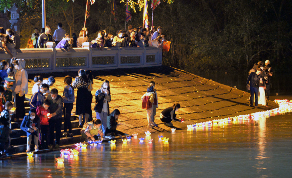 LỄ HỘI BẠCH ĐẰNG 4 LỄ HỘI BẠCH ĐẰNG 3