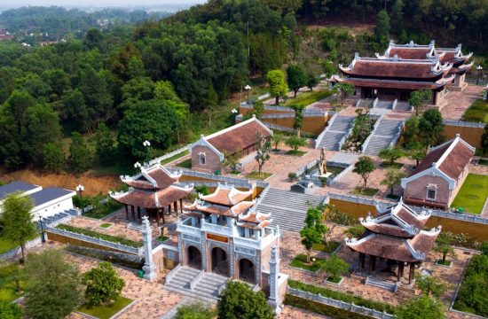Đền Chung Sơn – Nơi thờ tự gia tiên Chủ tịch Hồ Chí Minh 10