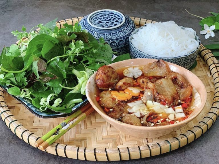 Bún chả Hà Nội – Món ngon trứ danh đất Hà thành