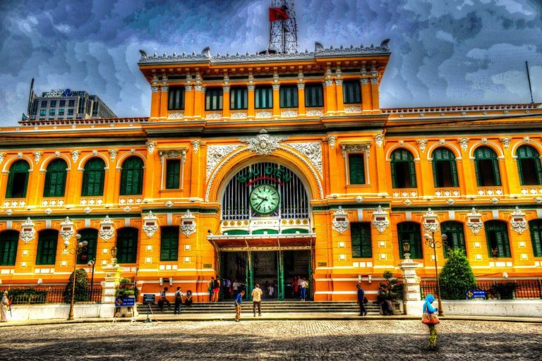 Bưu điện trung tâm Sài Gòn – Nét đẹp hài hòa giữa lòng thành phố Hồ Chí Minh