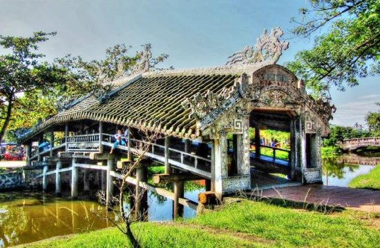 LỊCH TRÌNH DU LỊCH HUẾ 2N1Đ Đại Nội - Chùa Thiên Mụ - Lăng Khải Định - Cầu Ngói Thanh Toàn 7