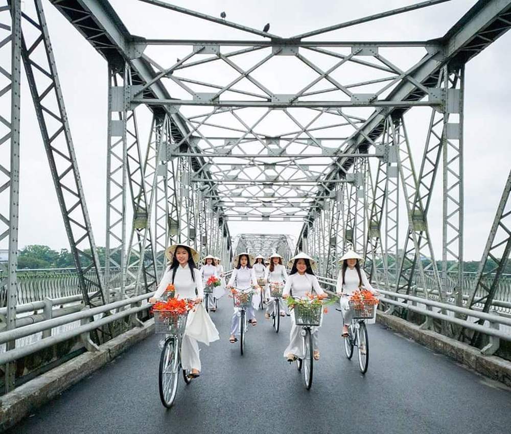 LỊCH TRÌNH DU LỊCH HUẾ 1 NGÀY - PHIÊN BẢN HUẾ TRONG TÔI - GÓC NHÌN GIỚI TRẺ 1