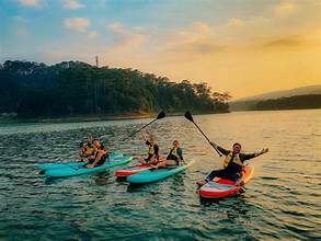 SUP & Kayak kết hợp du thuyền – Hồ Tuyền Lâm
