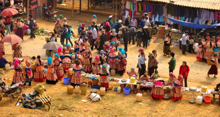 Tour ghép đoàn trọn gói bằng xe khách