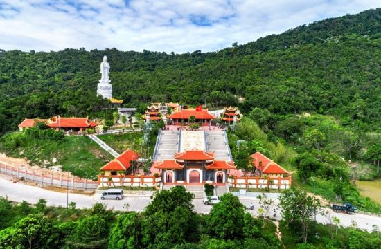 Thiền viện Trúc Lâm Hộ Quốc – Linh tự uy nghi giữa biển trời 23