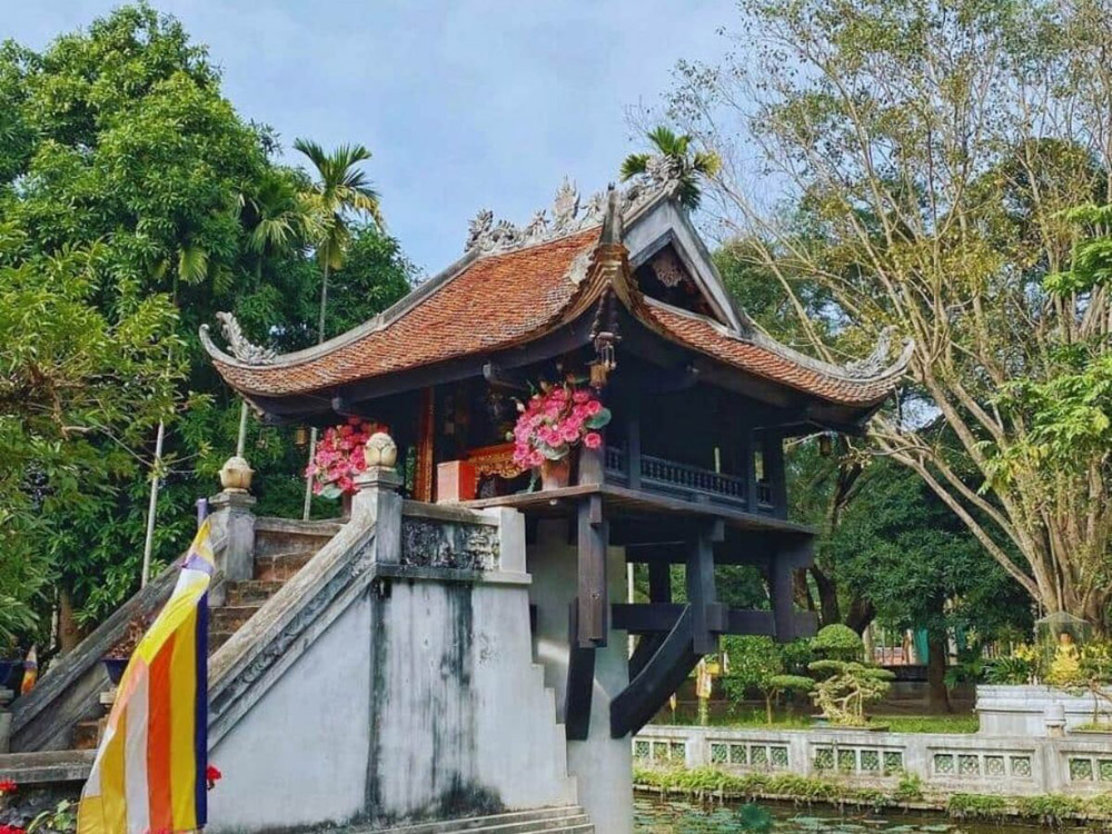 Chùa Một Cột - Biểu tượng văn hóa tâm linh của Hà Nội 35