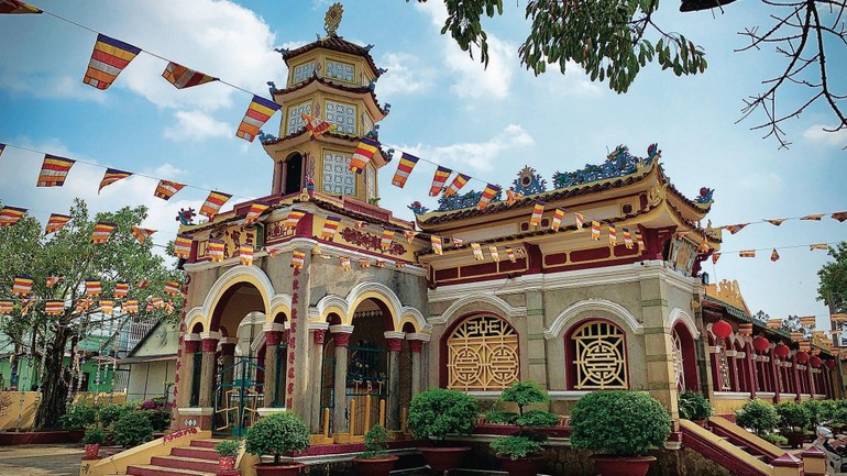 Chùa Tam Bảo (Sùng Hưng Cổ Tự) – Di tích tâm linh cổ kính giữa phố biển Dương Đông, An Giang mới 1