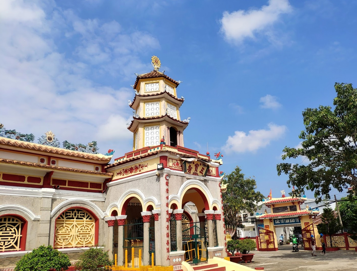 Chùa Tam Bảo (Sùng Hưng Cổ Tự) – Di tích tâm linh cổ kính giữa phố biển Dương Đông, An Giang mới 7