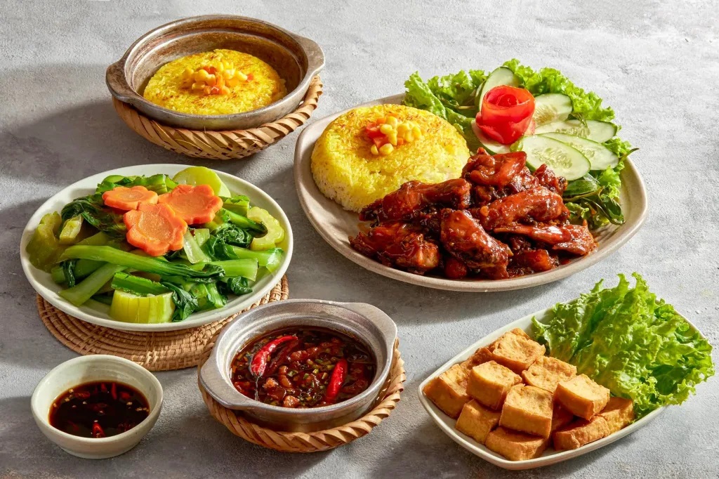 Cơm niêu Thiên Lý 1