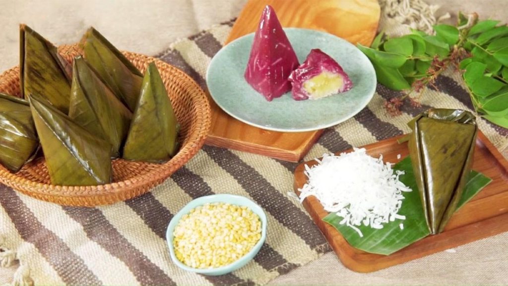 Công phu nghề làm bánh ít ngũ sắc xứ Huế 3