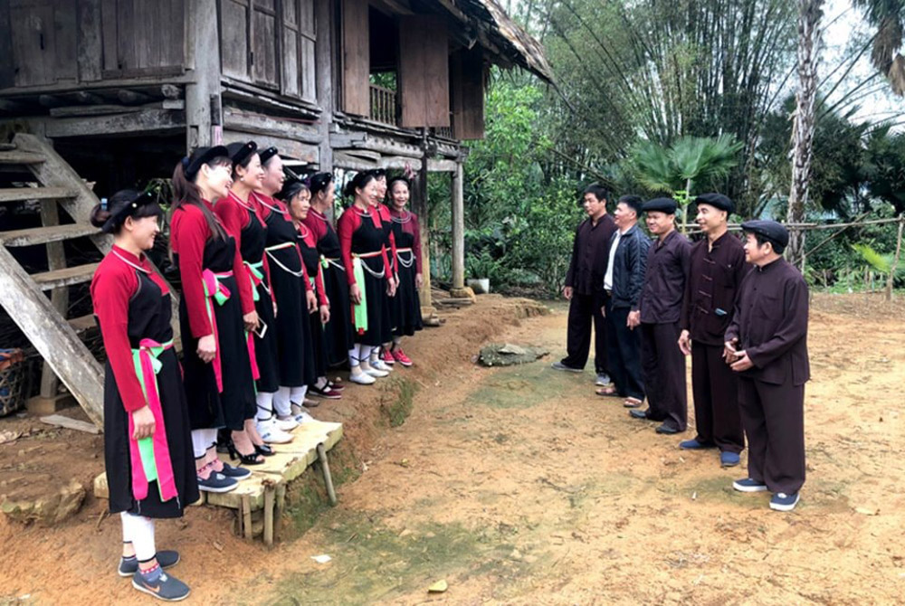 Dân ca Cao Lan 3