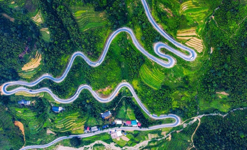 Chinh phục Đèo Mã Pì Lèng: Hành trình đến Tứ Đại Đỉnh Đèo Tuyên Quang 1