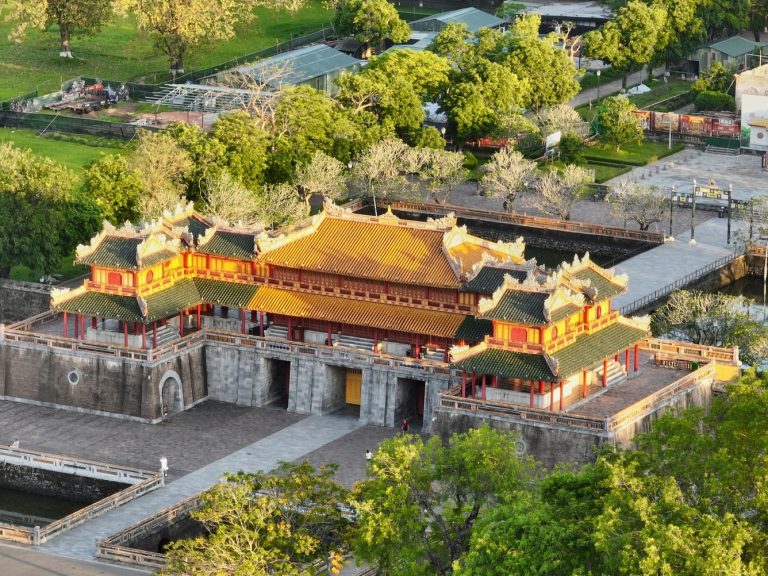 Tour riêng Huế 2 ngày 1 đêm – Brothers Travel