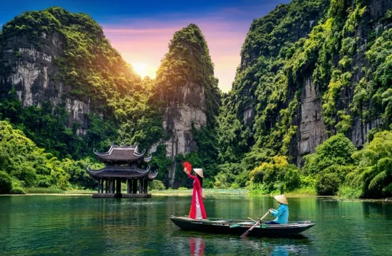 Khám Phá Trọn Vẹn Di Sản Ninh Bình (Cũ) – Tour 2 Ngày 1 Đêm 5